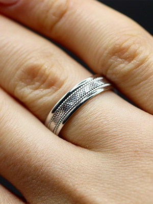 Обручальное кольцо 100369
